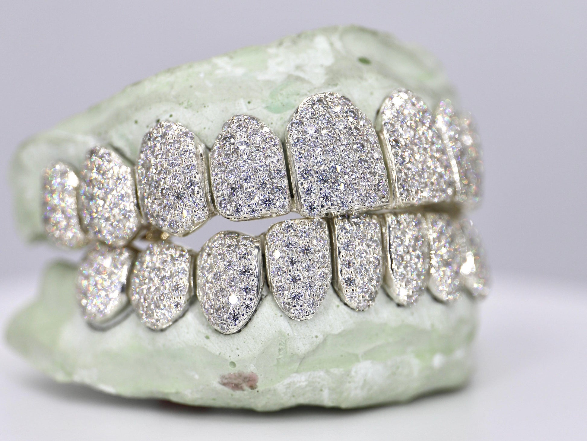 10 on 10 VVS Moisannite Diamond Grillz - Moissanite Bazaar - moissanitebazaar.com