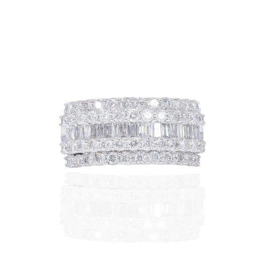Center Baguette with 2 Row Round Diamond Ring Band